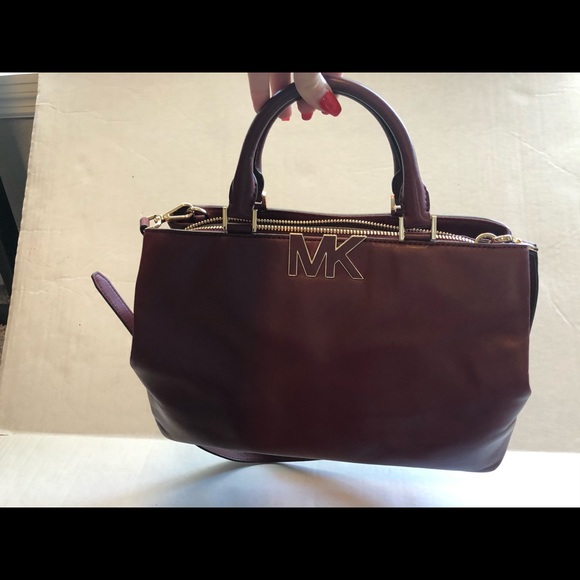 Michael Kors Large Florence satchel one Burgundy - Picture 6 of 6